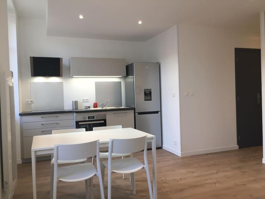 Magnifique T2 J Jaures Avec Garage Apartamento Saint-Etienne  Exterior foto